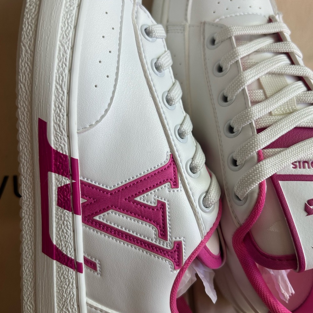 Louis Vuitton Women's Charlie mSneakers - Picture 12 of 12